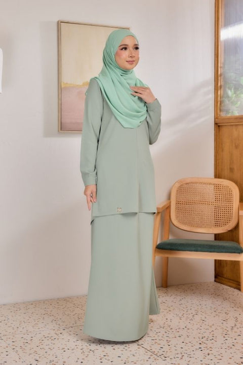Sarra Ironless Casual Blouse Set With Skirt