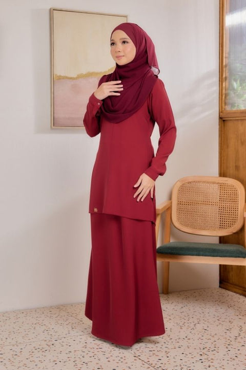 Sarra Ironless Casual Blouse Set With Skirt