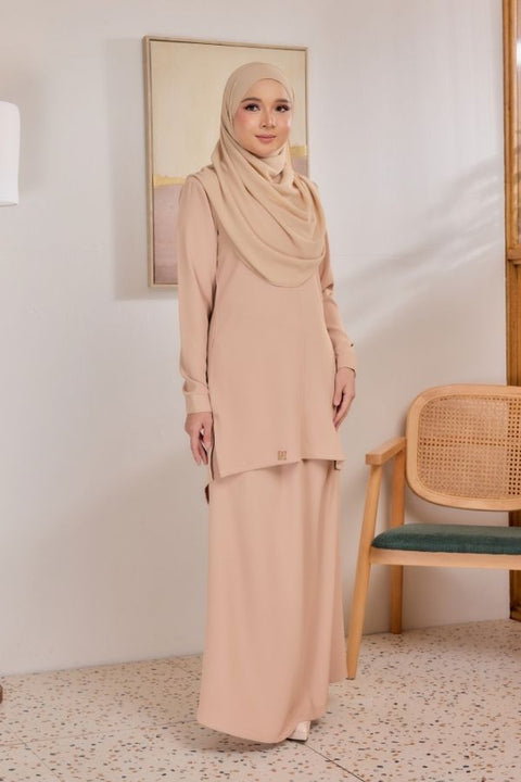 Sarra Ironless Casual Blouse Set With Skirt