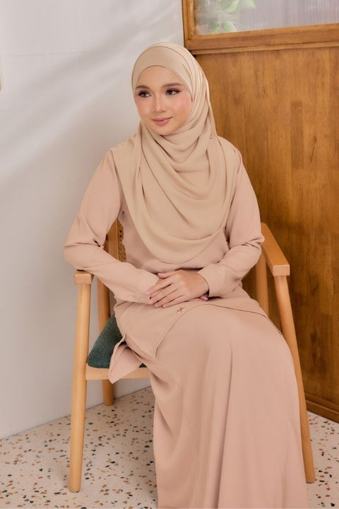 Sarra Ironless Casual Blouse Set With Skirt