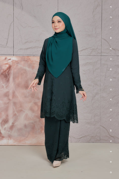 Atia Embroidered Sulam Chiffon Kebaya Riau Kurung Moden