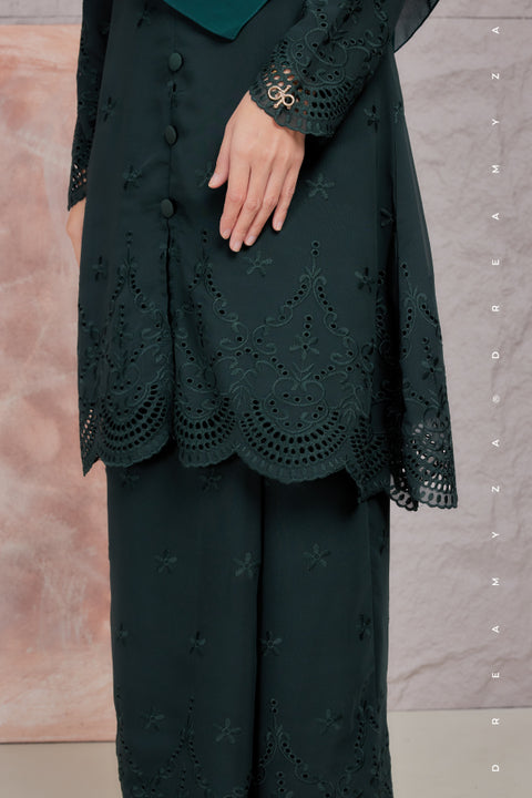 Atia Embroidered Sulam Chiffon Kebaya Riau Kurung Moden