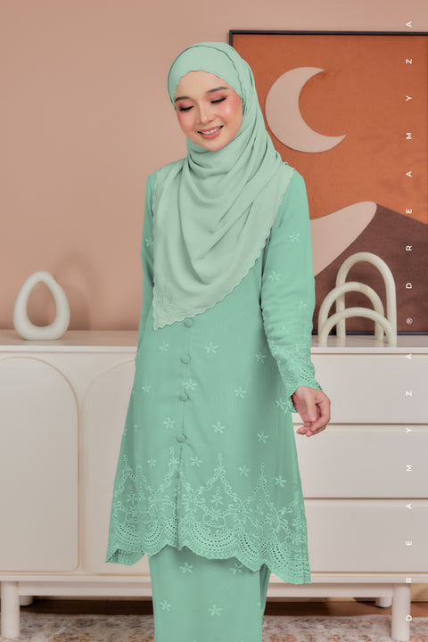Atia Embroidered Sulam Chiffon Kebaya Riau Kurung Moden