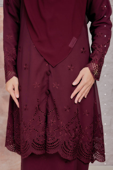 Atia Embroidered Sulam Chiffon Kebaya Riau Kurung Moden