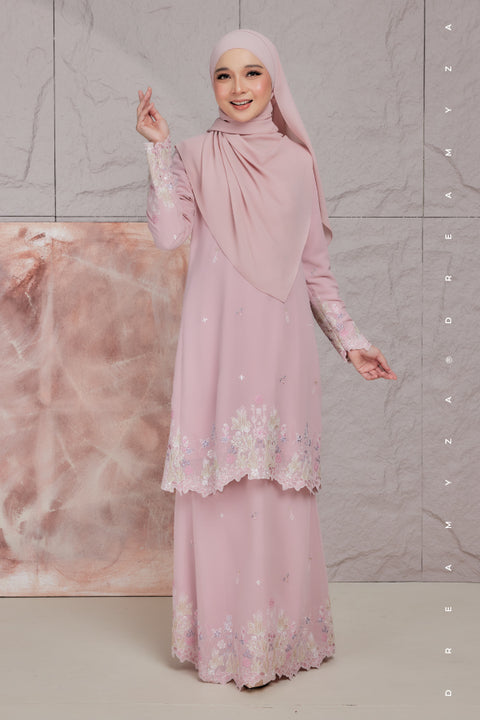 Aurelia Embroidered Chiffon Modern Kurung