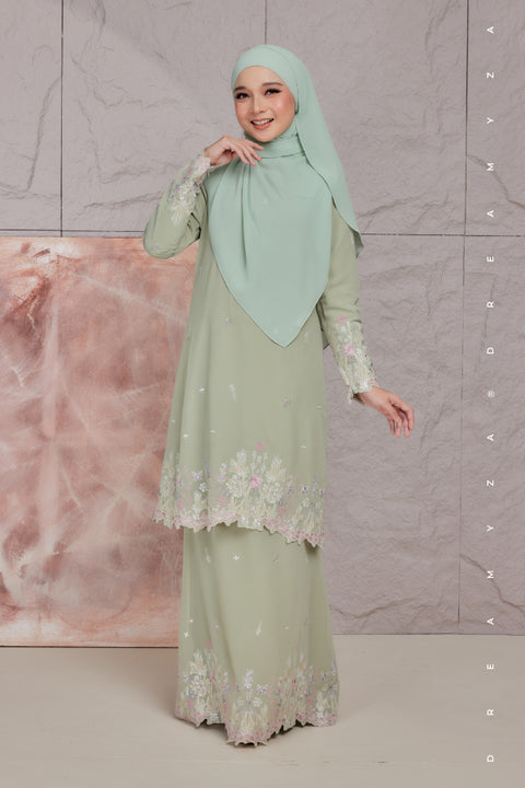 Aurelia Embroidered Chiffon Modern Kurung