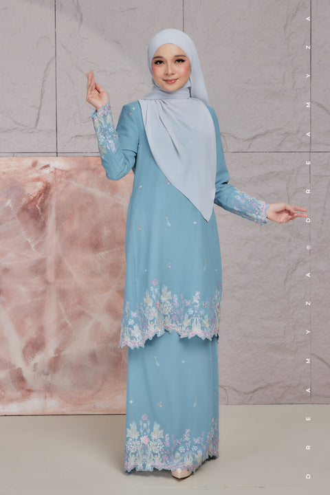 Aurelia Embroidered Chiffon Modern Kurung