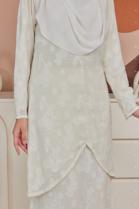 Azna Chiffon Jacquard V-Cut Modern Kurung