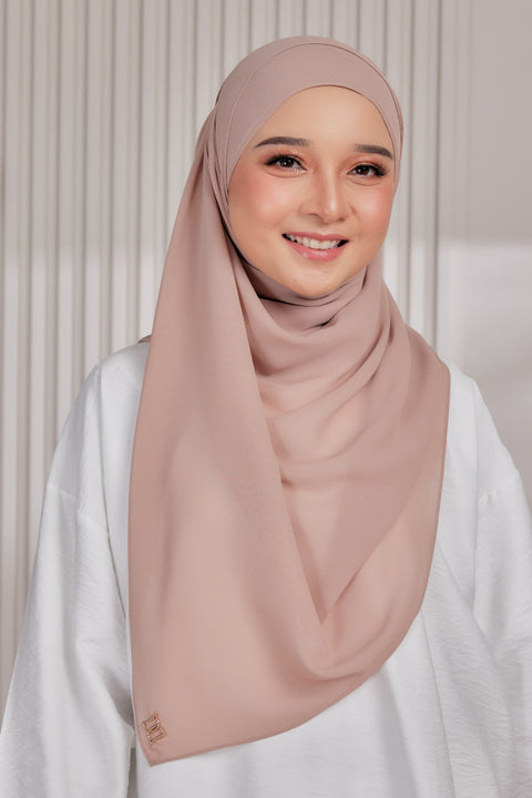 Myza Deluxe Heavy Chiffon Shawl Tudung