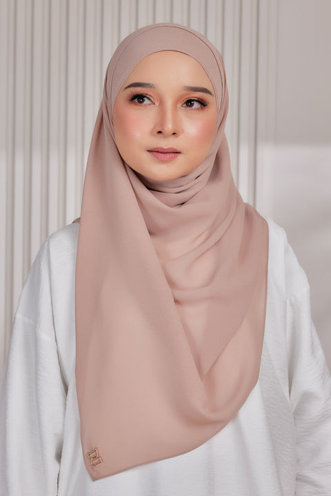 Myza Deluxe Heavy Chiffon Shawl Tudung