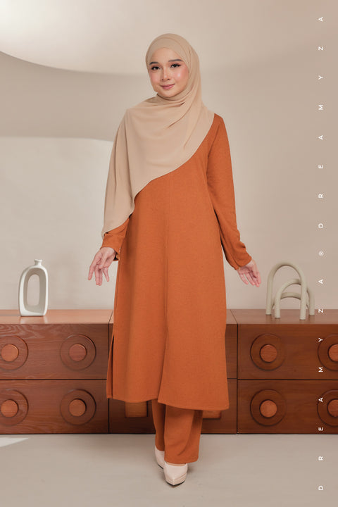 Ella Ironless PolyCotton Knitted Pant Suit