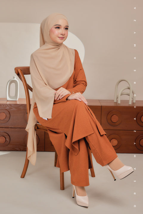 Ella Ironless PolyCotton Knitted Pant Suit