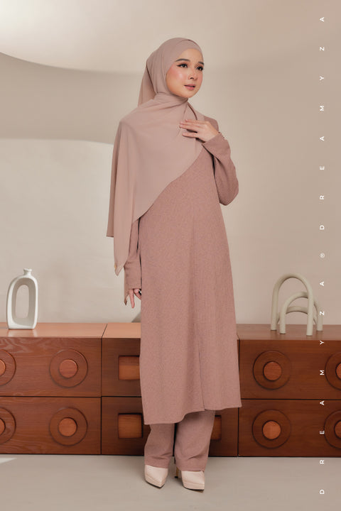 Ella Ironless PolyCotton Knitted Pant Suit