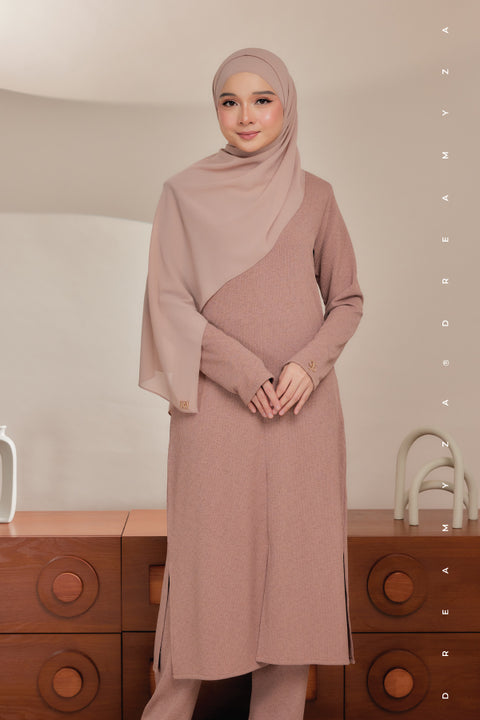 Ella Ironless PolyCotton Knitted Pant Suit