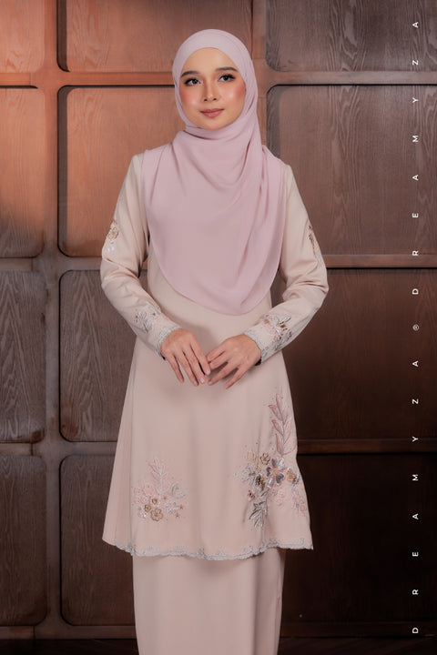 Elysian Bloom Embroidered Diamond Beads Riau Modern Kurung (PREORDER)