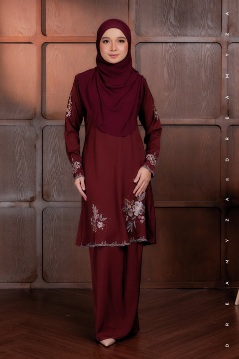 Elysian Bloom Embroidered Diamond Beads Riau Modern Kurung (PREORDER)