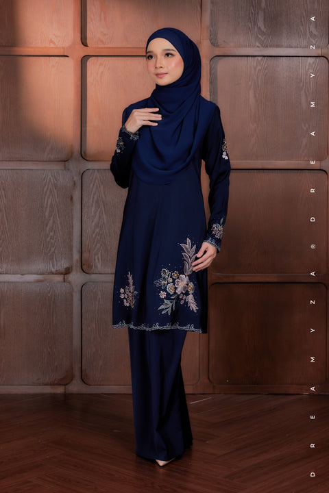 Elysian Bloom Embroidered Diamond Beads Riau Modern Kurung (PREORDER)