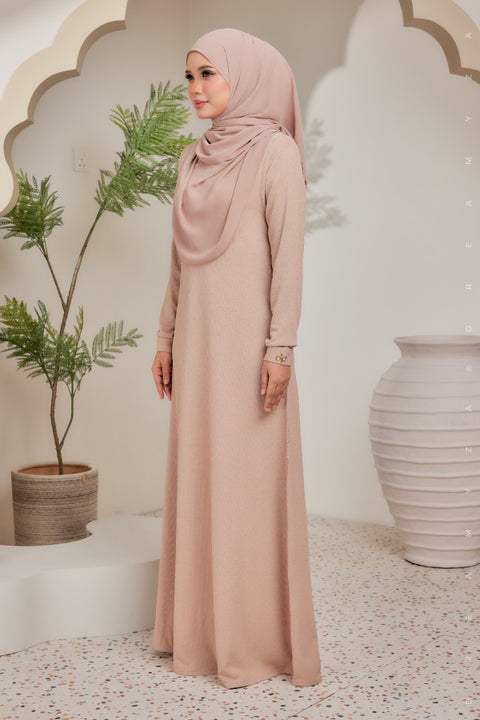 Erra Ironless PolyCotton Knitted Jubah Dress.