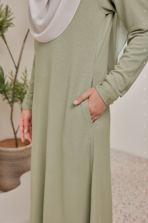 Erra Ironless PolyCotton Knitted Jubah Dress.