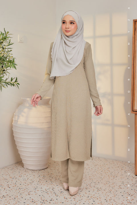 Ella Ironless PolyCotton Knitted Pant Suit