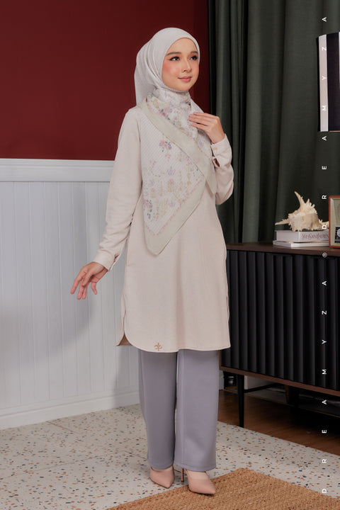 Lana Ironless PolyCotton Knitted Long Top Blouse