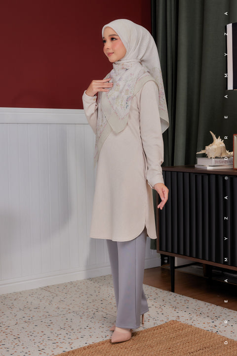 Lana Ironless PolyCotton Knitted Long Top Blouse