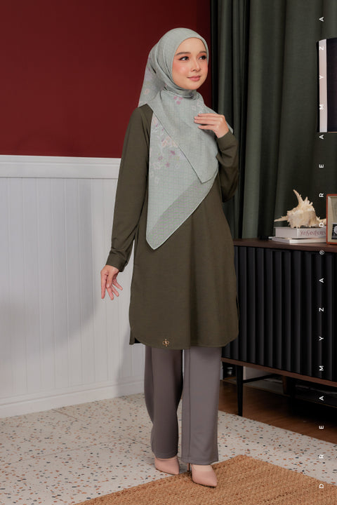 Lana Ironless PolyCotton Knitted Long Top Blouse