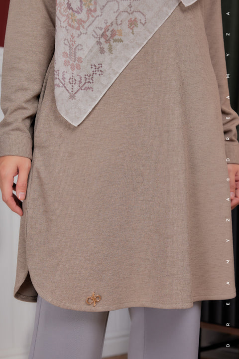 Lana Ironless PolyCotton Knitted Long Top Blouse