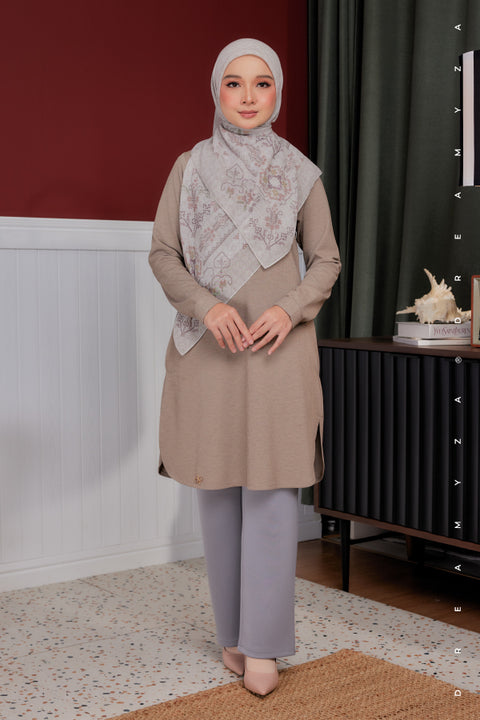 Lana Ironless PolyCotton Knitted Long Top Blouse