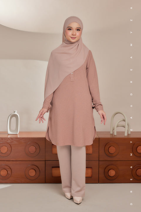 Lana Ironless PolyCotton Knitted Long Top Blouse