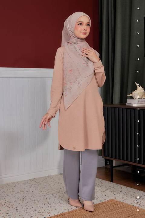 Lana Ironless PolyCotton Knitted Long Top Blouse