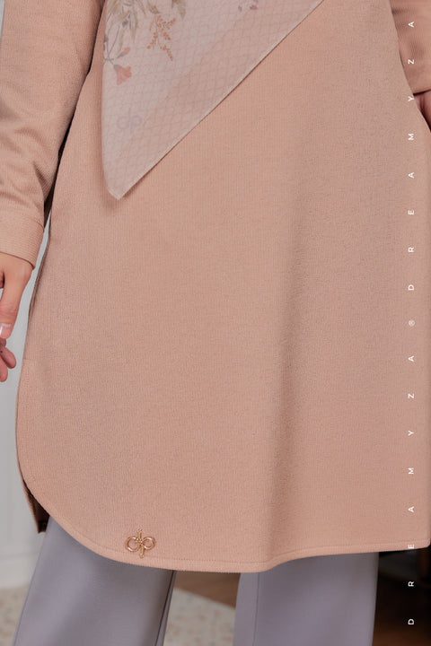 Lana Ironless PolyCotton Knitted Long Top Blouse