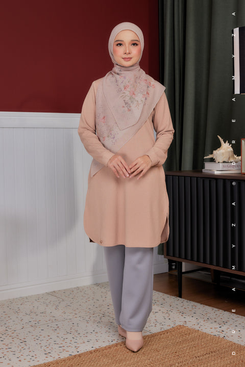 Lana Ironless PolyCotton Knitted Long Top Blouse