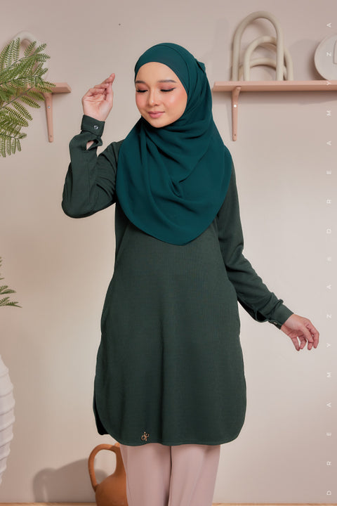 Lana Ironless PolyCotton Knitted Long Top Blouse.