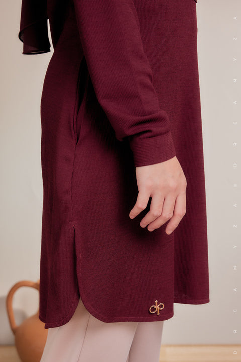 Lana Ironless PolyCotton Knitted Long Top Blouse