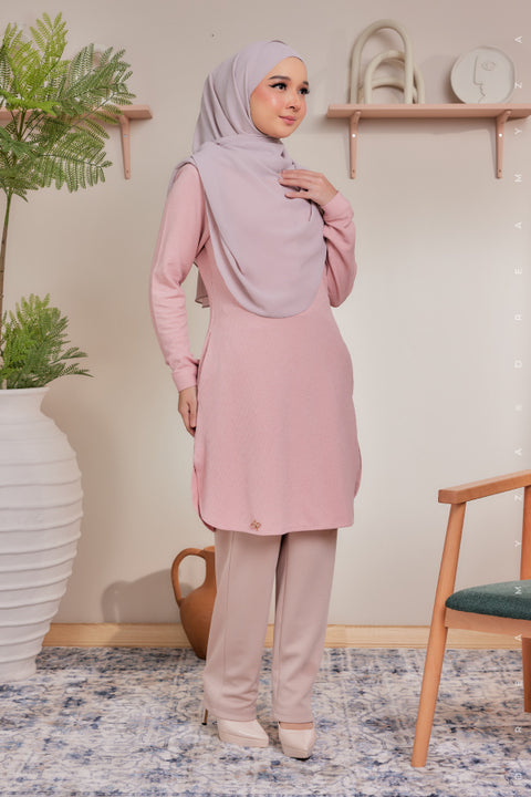 Lana Ironless PolyCotton Knitted Long Top Blouse.
