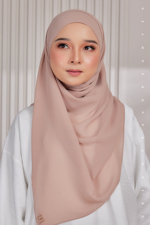 Myza Deluxe Heavy Chiffon Shawl Tudung