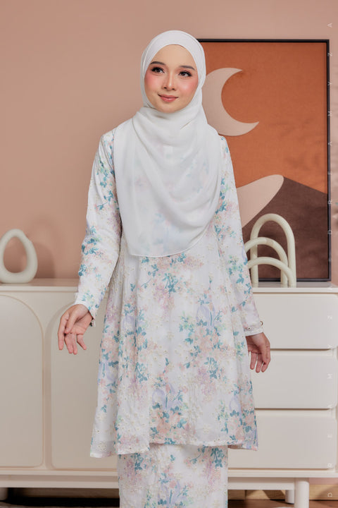 Manis Embroidered Printed Chiffon Riau Pahang Modern Kurung