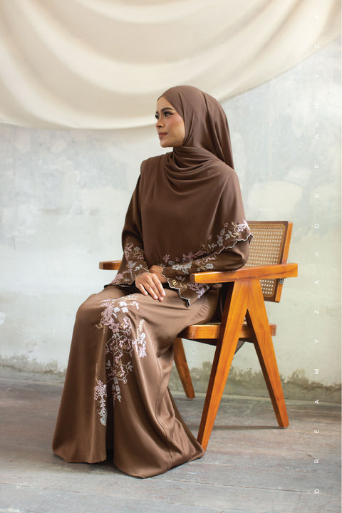 Kencana Embroidered Jubah Abaya with Shawl
