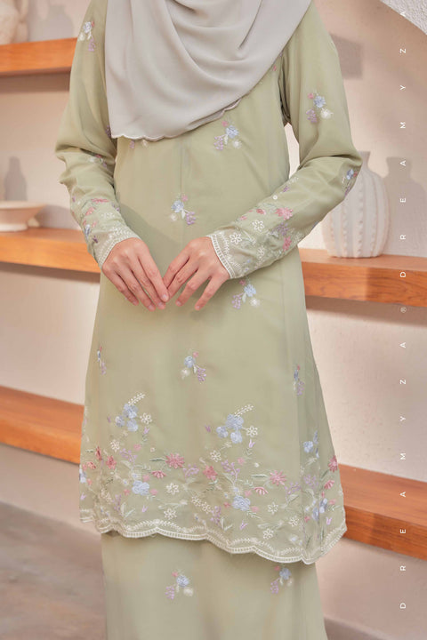 Alina Embroidered Chiffon Modern Baju Kurung