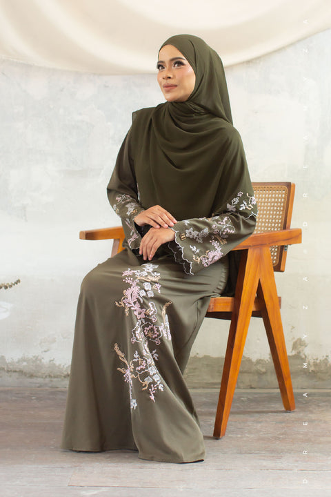 Kencana Embroidered Jubah Abaya with Shawl