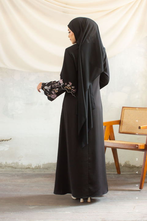 Kencana Embroidered Jubah Abaya with Shawl