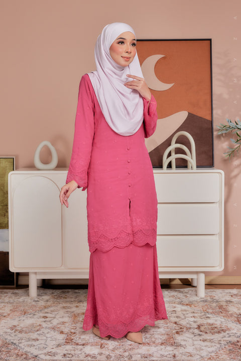 Widuri Embroidered Sulam Chiffon Baju Kurung Moden