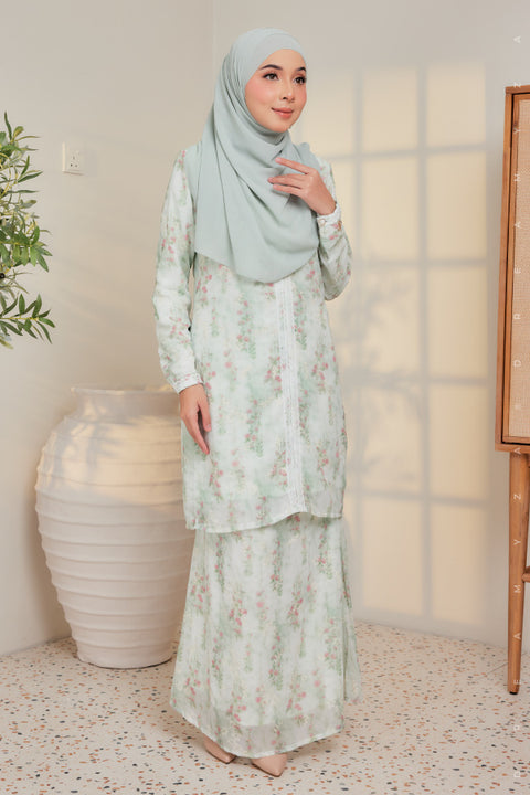 Amira Printed Chffion with Mini Lace Modern Kurung