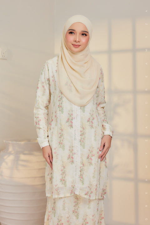 Amira Printed Chffion with Mini Lace Modern Kurung