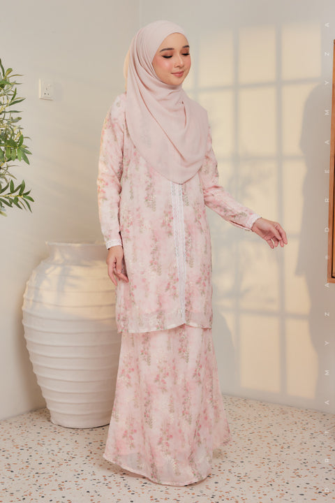 Amira Printed Chffion with Mini Lace Modern Kurung