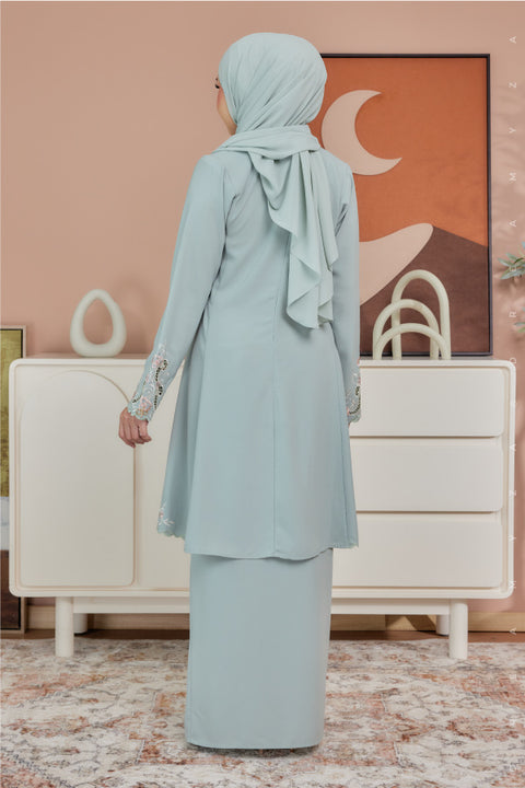 Ara Embroidered Riau Modern Kurung