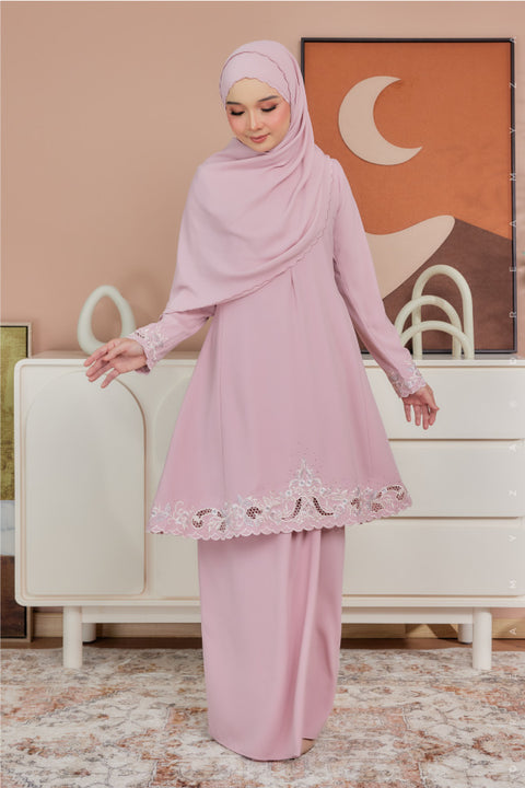 Ara Embroidered Riau Modern Kurung