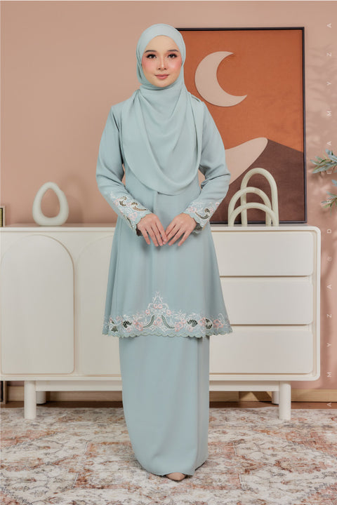 Ara Embroidered Riau Modern Kurung