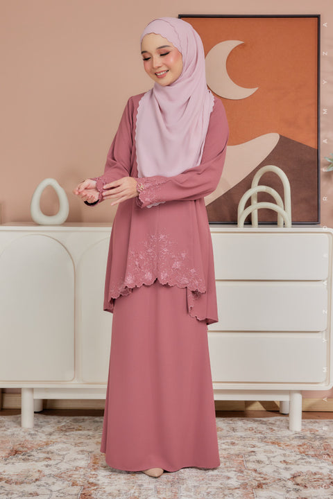 Aria Embroidered Heavy Chiffon Crepe Modern Kurung